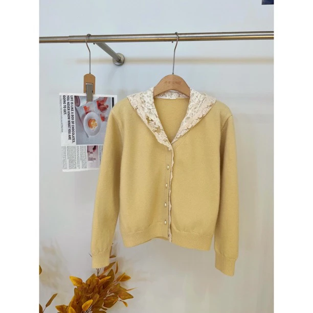 BHH-9934东大门拼接蕾丝连帽针织开衫女长袖宽松设计感毛衣