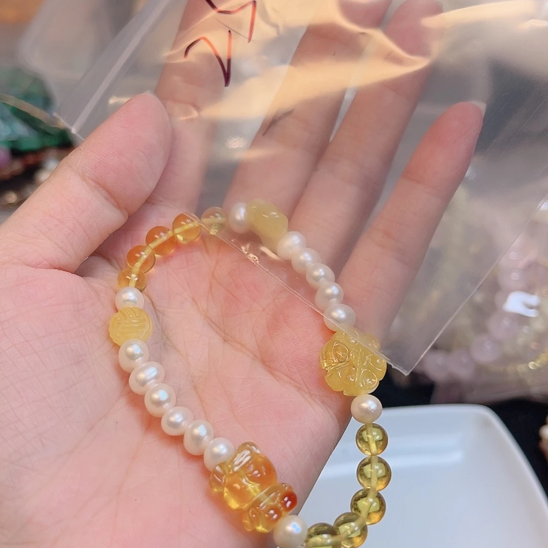 水晶珠宝半成品未镶嵌250 。
