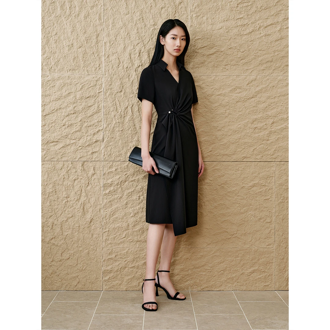 INSUN恩裳专选2025夏季复古气质压褶吊带连衣裙9C65205460