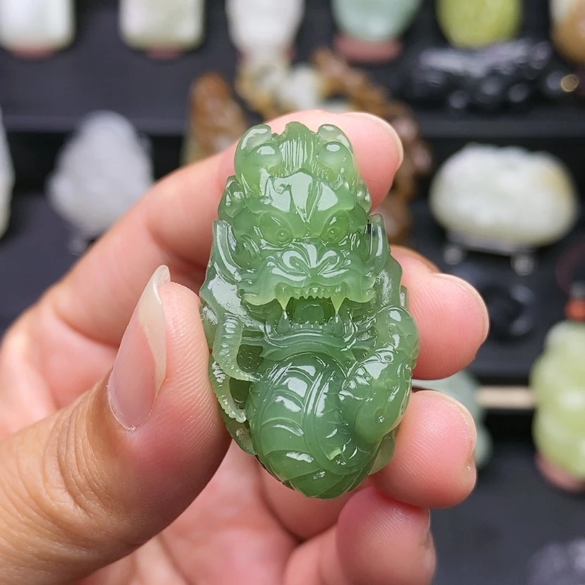 【闪购商品】和田玉（碧玉）未镶嵌挂件辉*