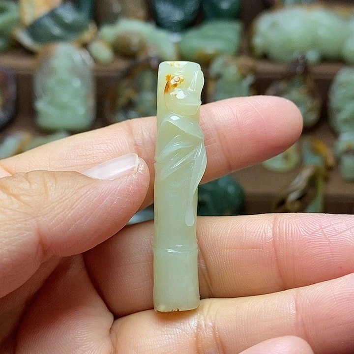 岫岩河磨玉（透闪石质玉）未镶嵌颈饰