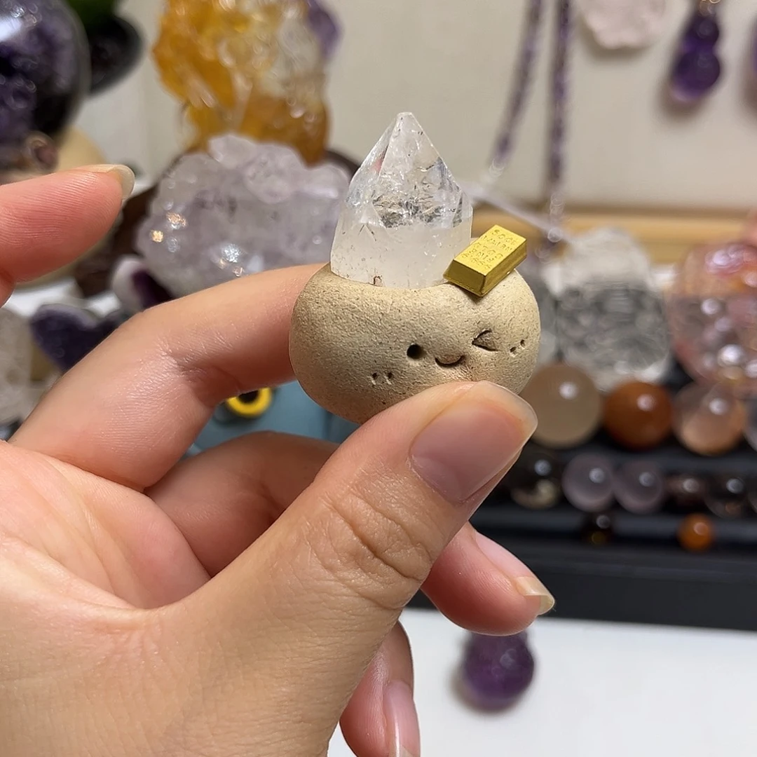 未镶嵌颈饰水晶?****奶白水摆件