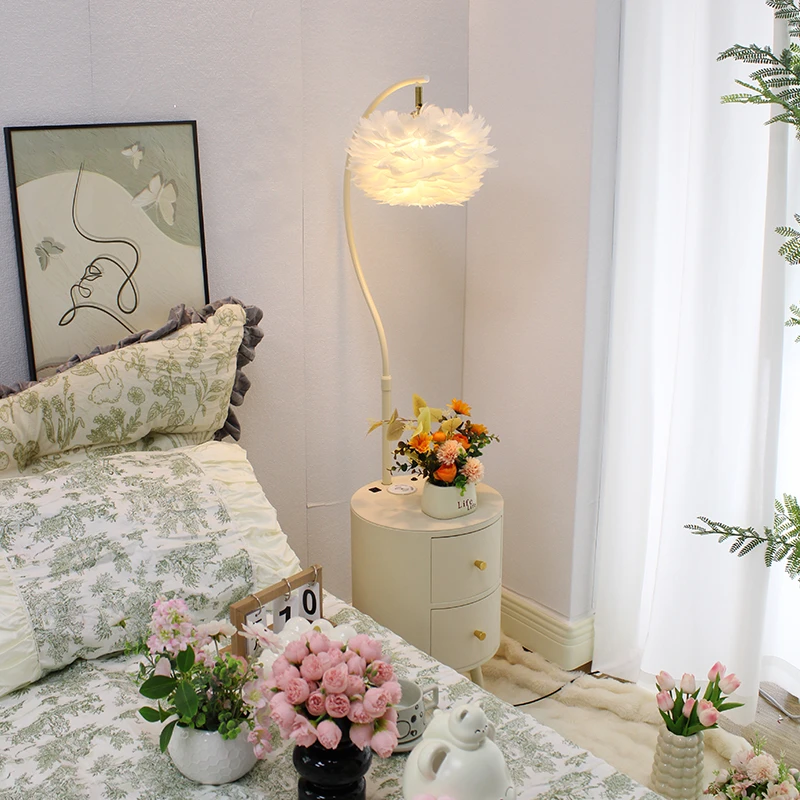 置物架轻奢美式客厅卧室2025书房立式简约床头柜落地灯地台灯一体