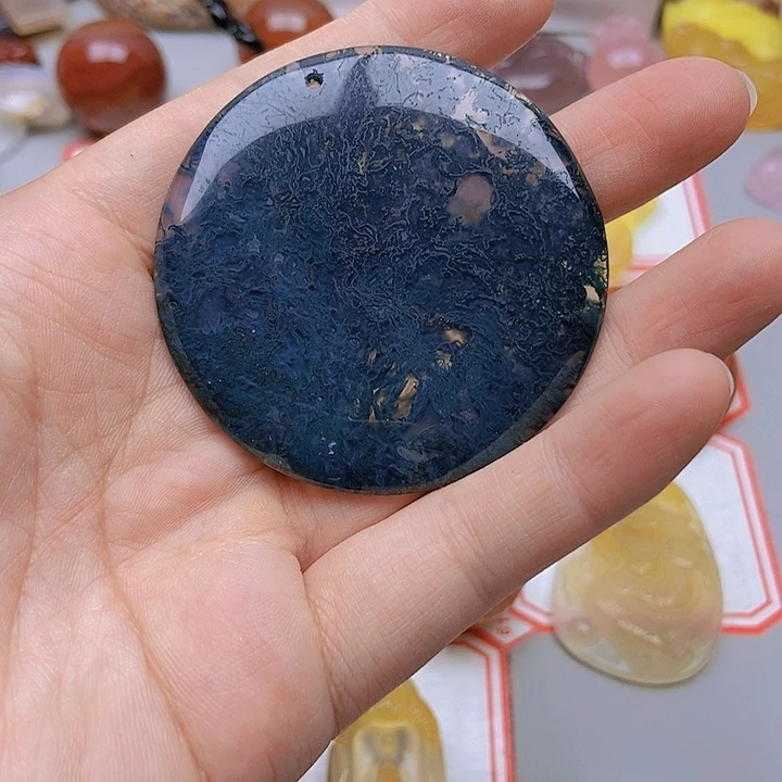 【闪购商品】玛瑙/玉髓未镶嵌珠宝半成品笑***行