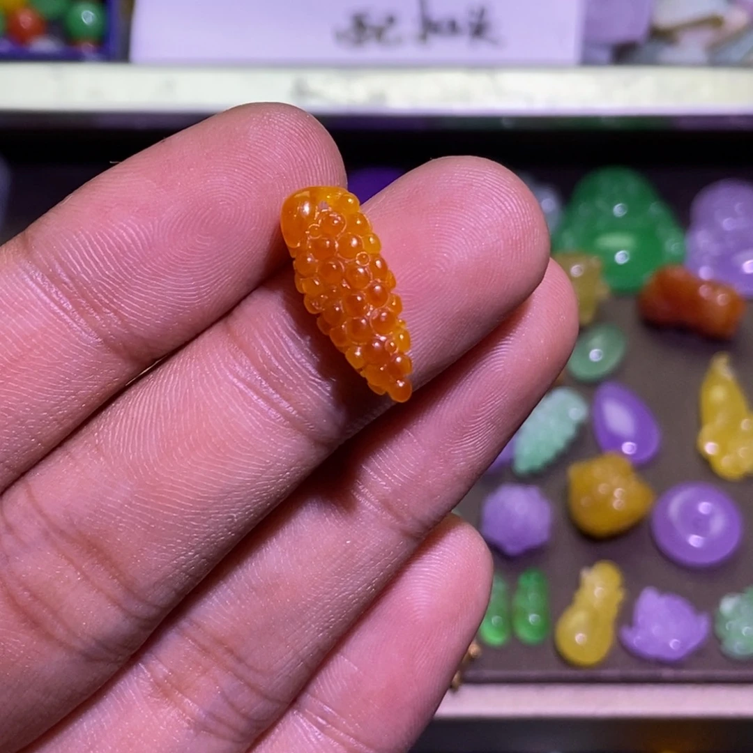 颈饰未镶嵌翡翠吊坠