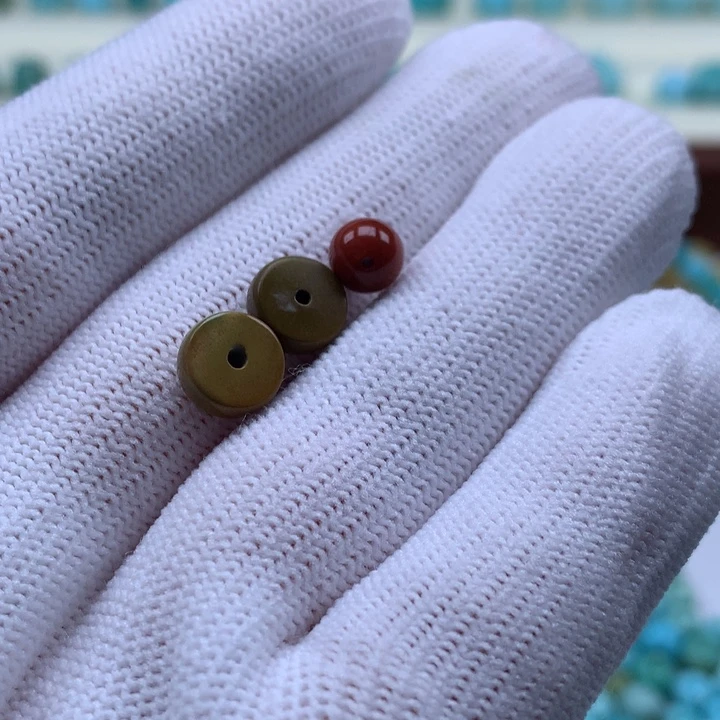 南红玛瑙未镶嵌珠宝奇石