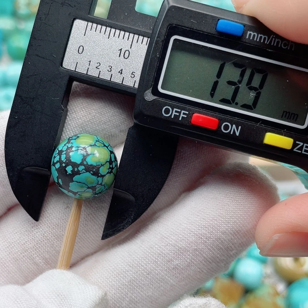 绿松石未镶嵌配饰观*中