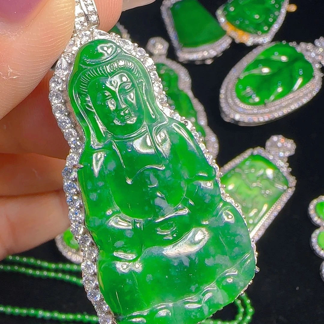 翡翠吊坠(赠链)银S925镶嵌