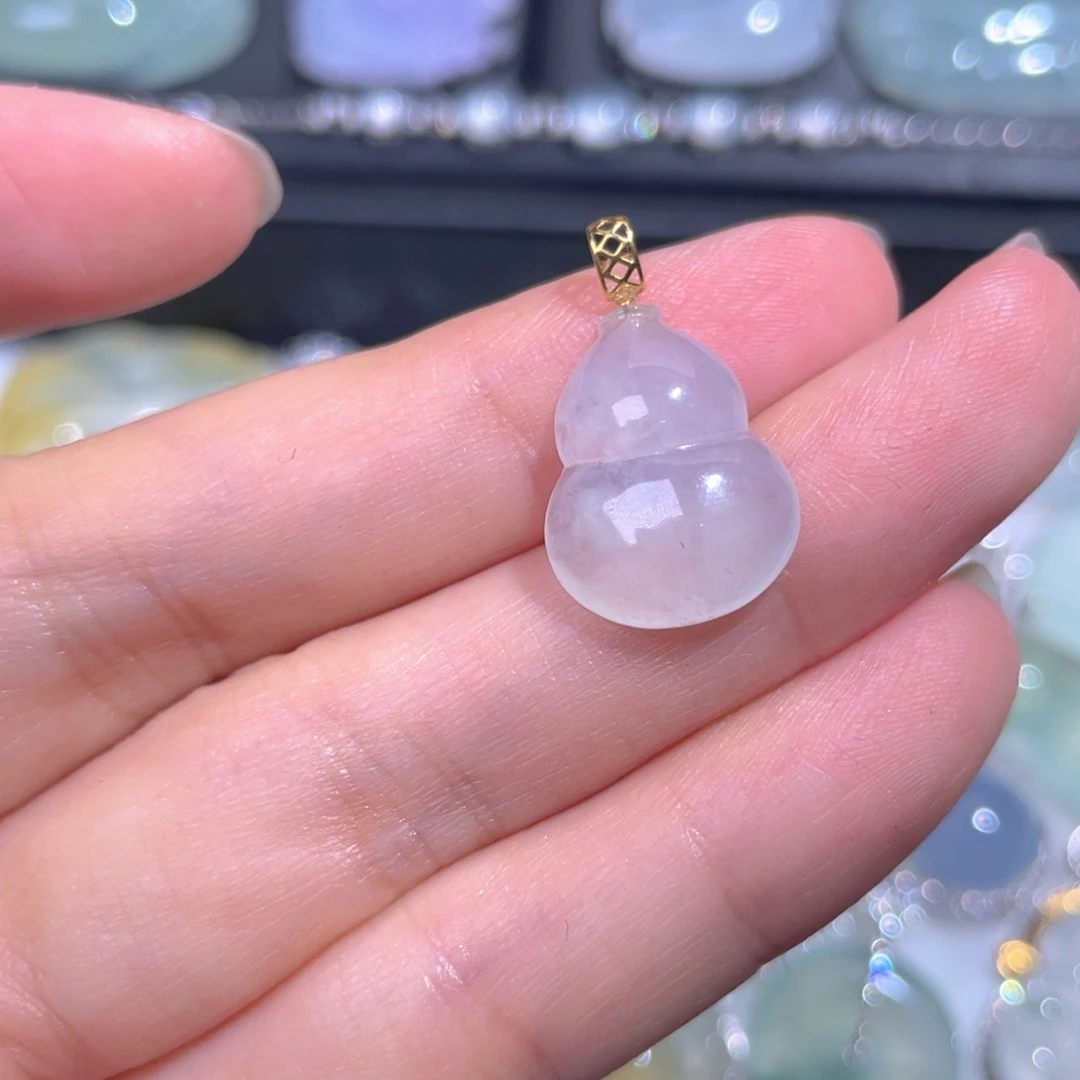 颈饰18K金镶嵌翡翠翡翠
