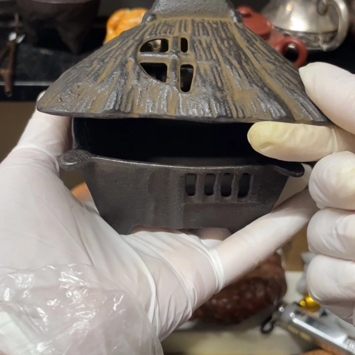 金属铁中古工艺品摆件