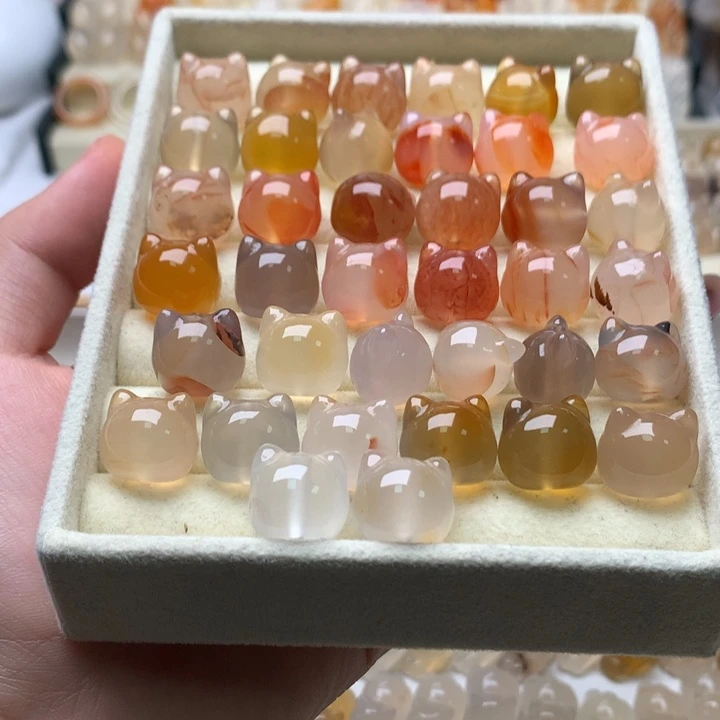 玛瑙/玉髓未镶嵌玛瑙上下孔猫头/只
