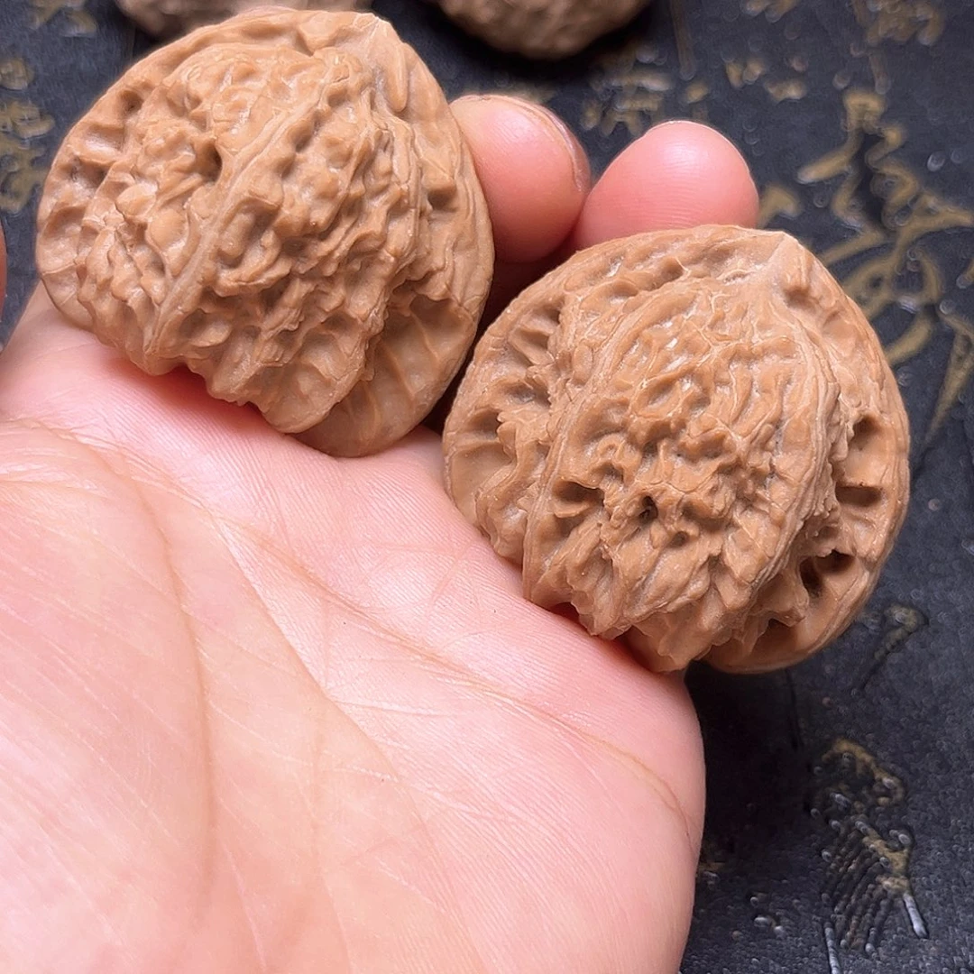 把件文玩核桃白狮子