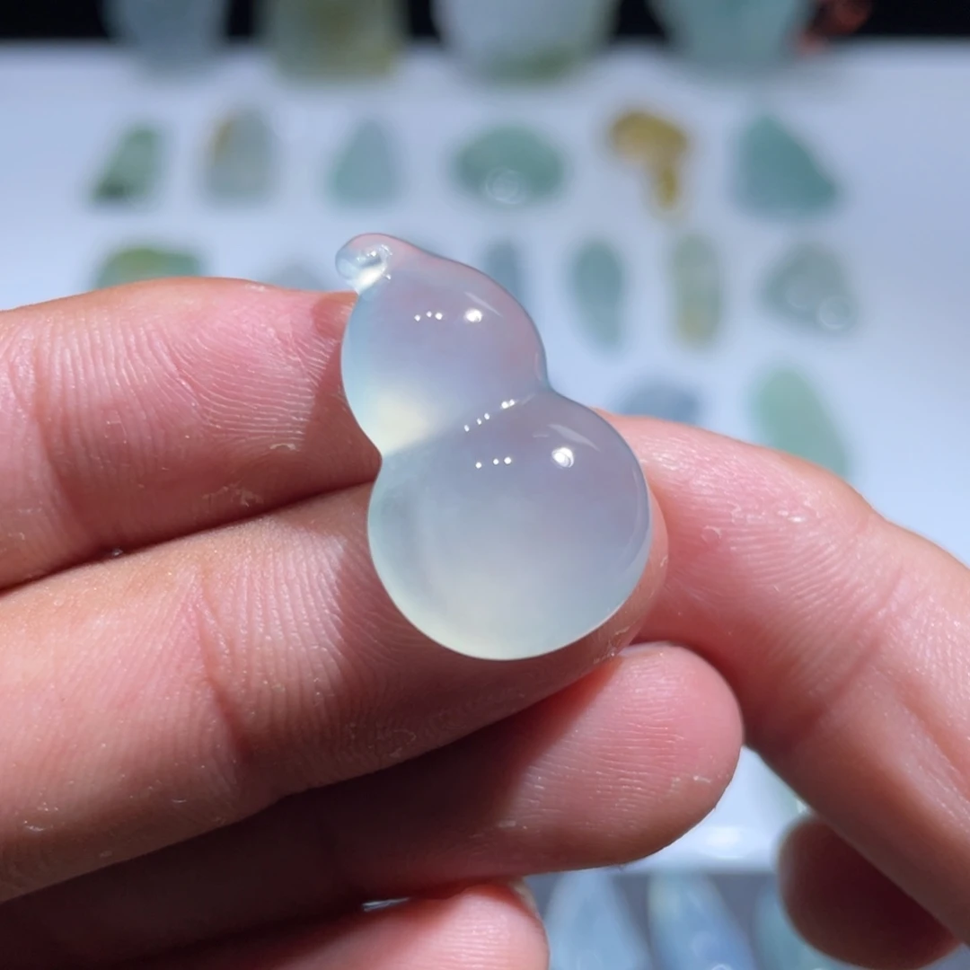 未镶嵌定制翡翠葫芦