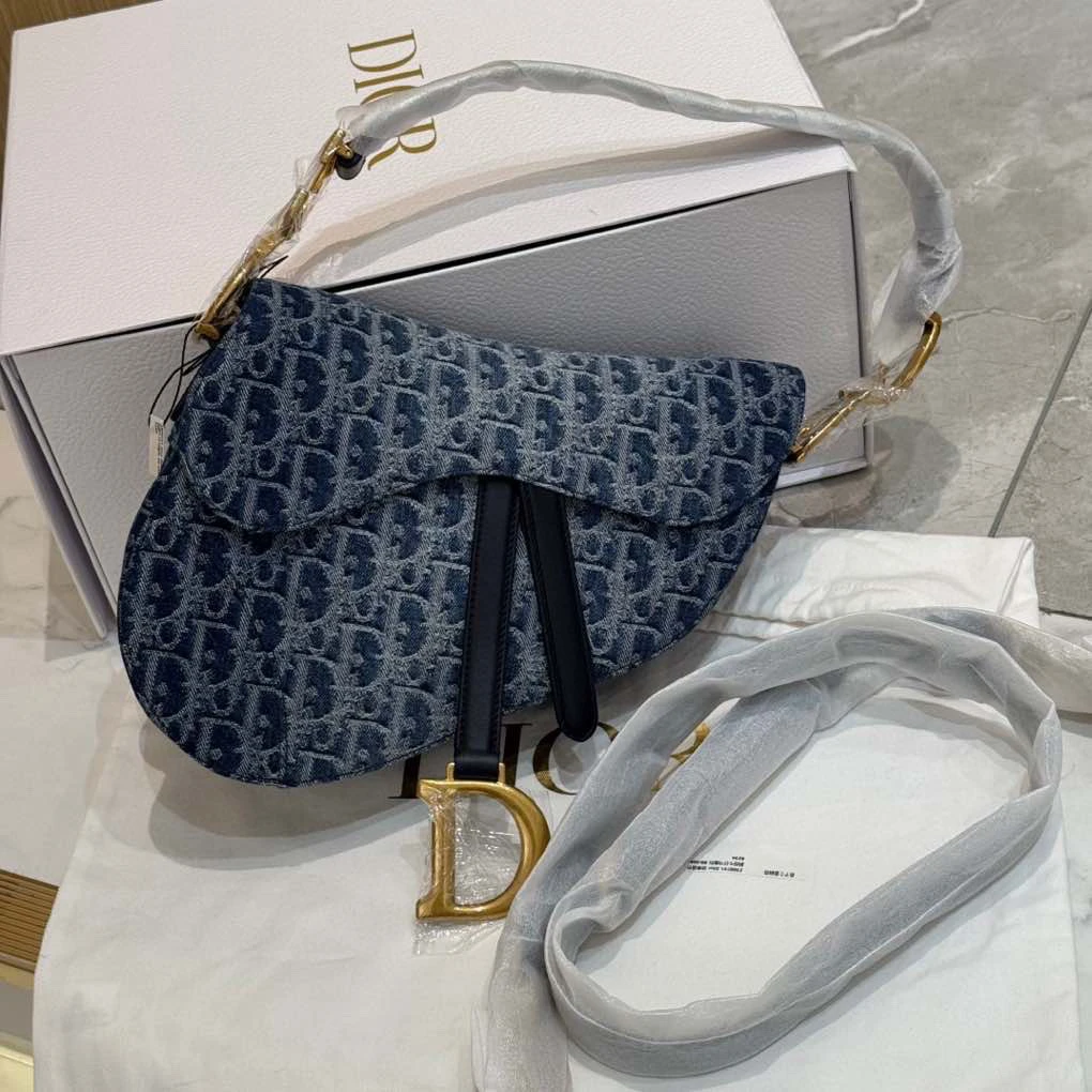 未使用 DIOR/迪奥 丹宁牛仔满logo马鞍包 中号