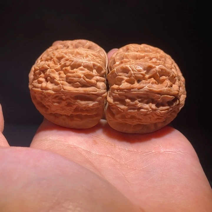 文玩核桃吊坠最***弟全品43三角白