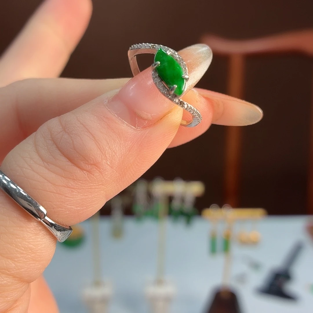 翡翠银S925镶嵌耳饰戒指