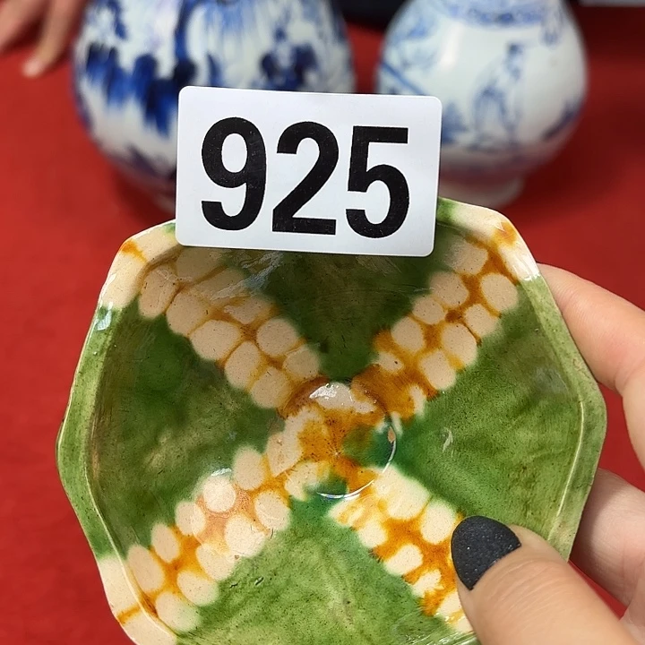 瓷片