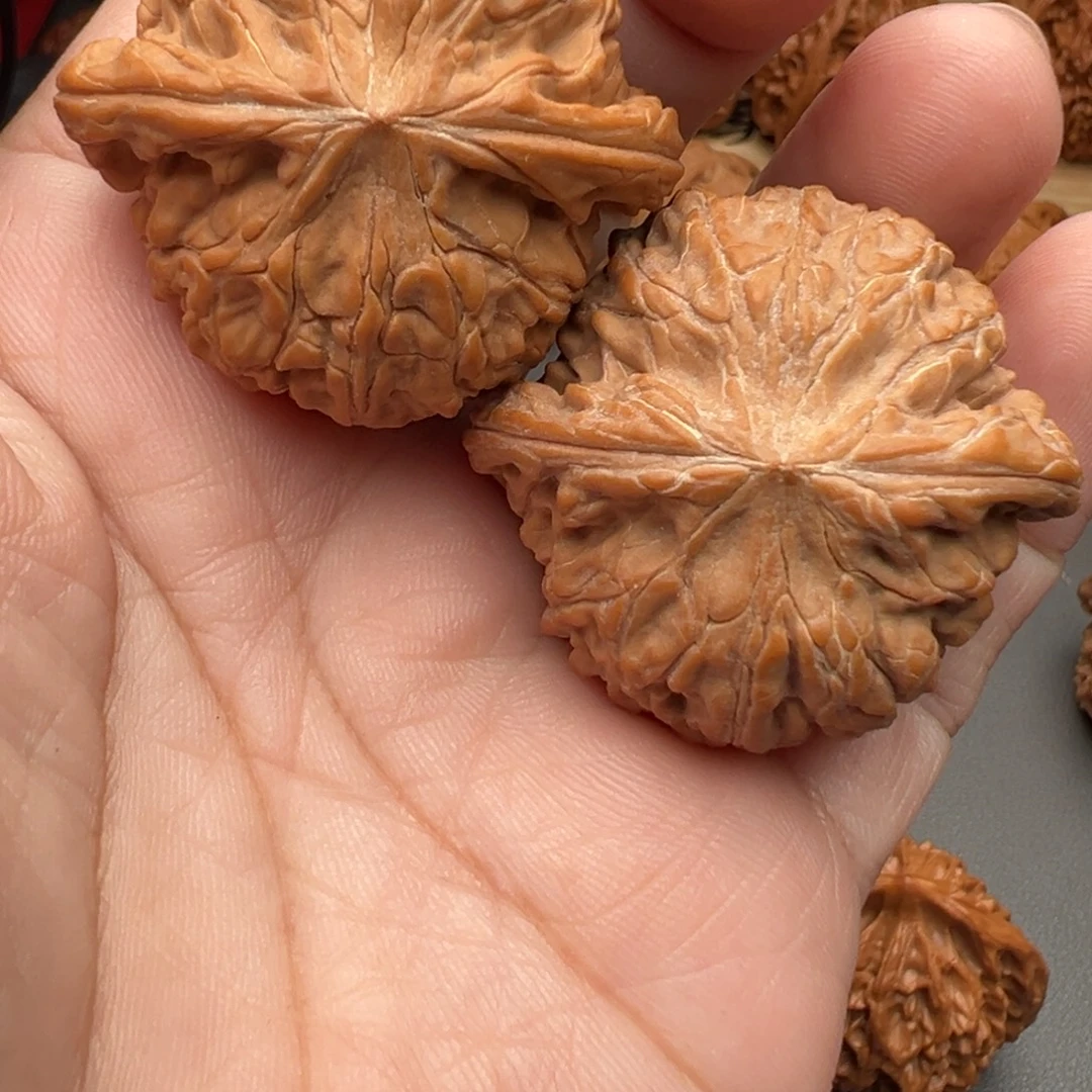 大***号文玩核桃把件磨盘