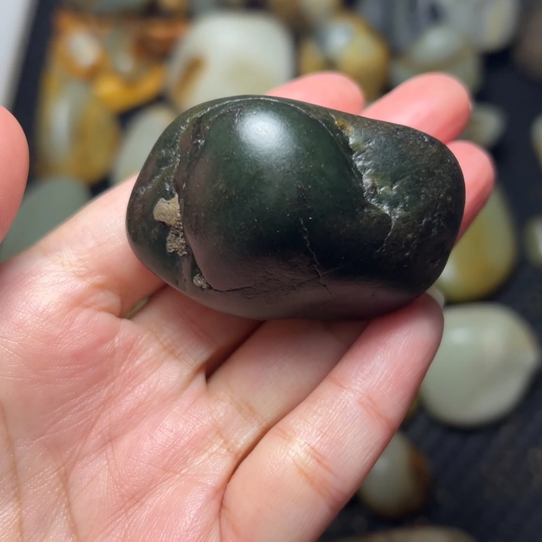 壹***捌和田玉未镶嵌挂件A76