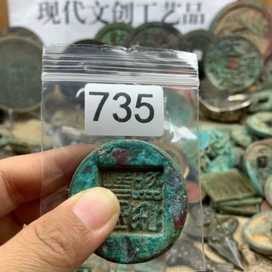 铜奔**?现代文创工艺品