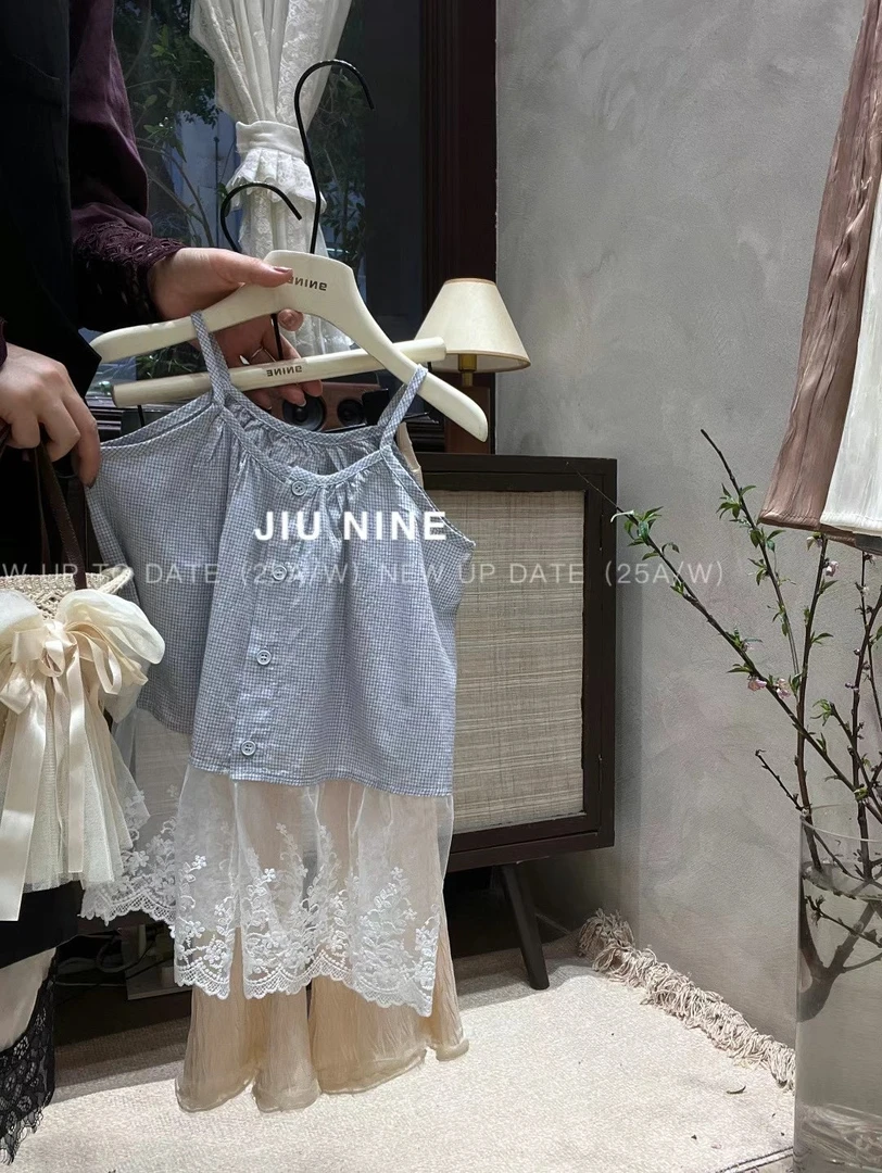9nine （no退换 介意勿拍）66248格子吊带屁帘