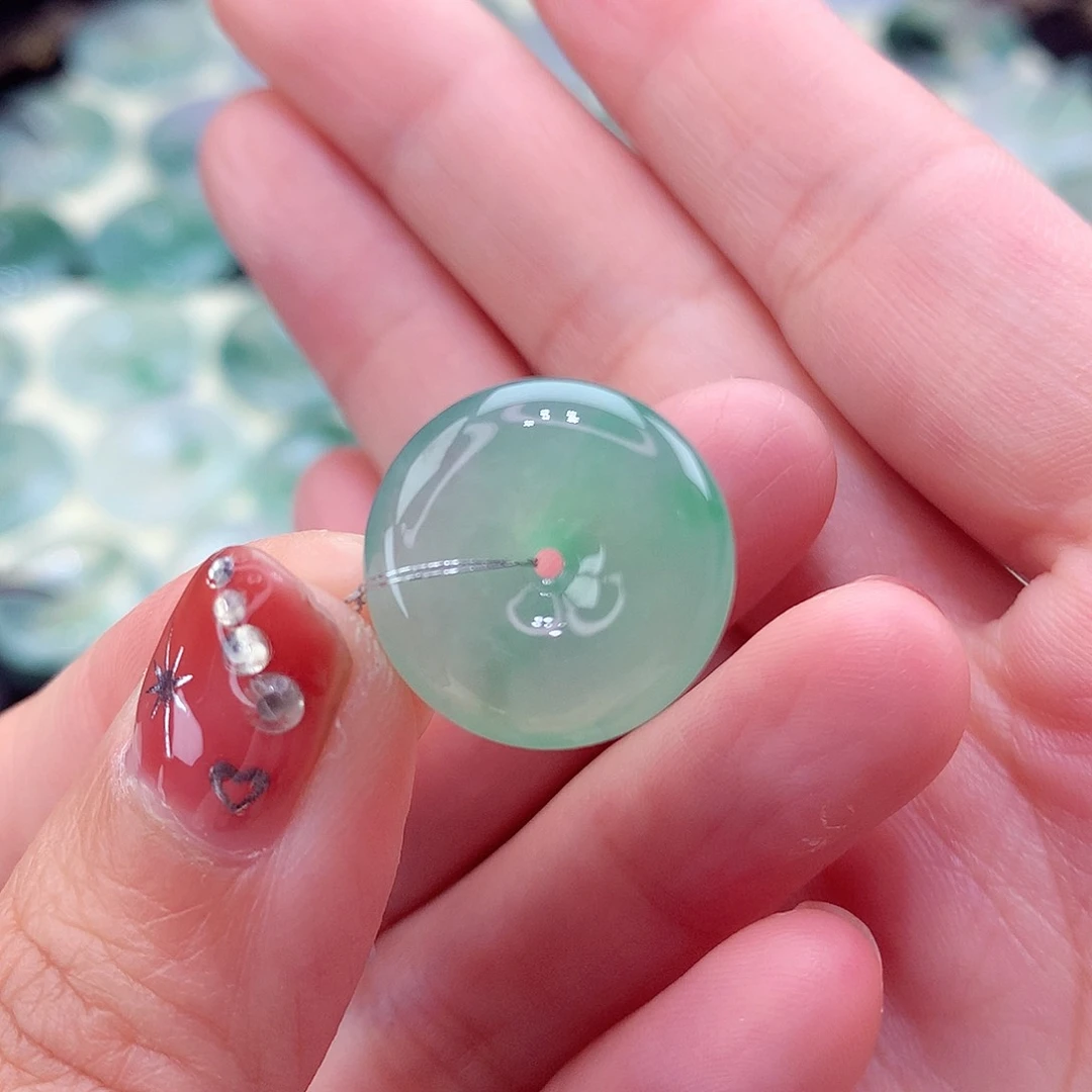 翡翠颈饰未镶嵌12翡翠17.5/5.1