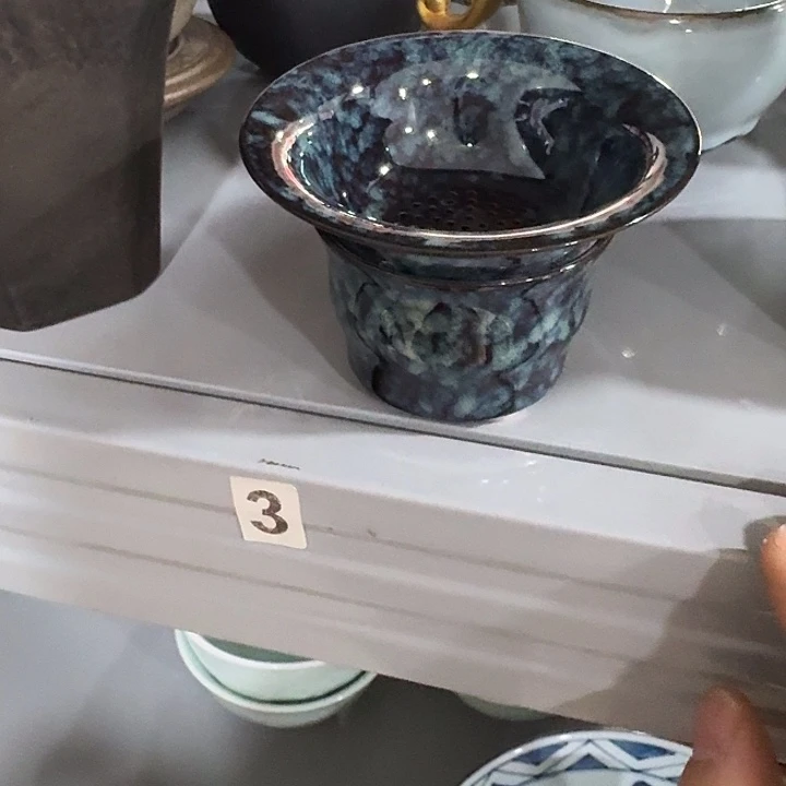 主人杯一个，瓷。。。