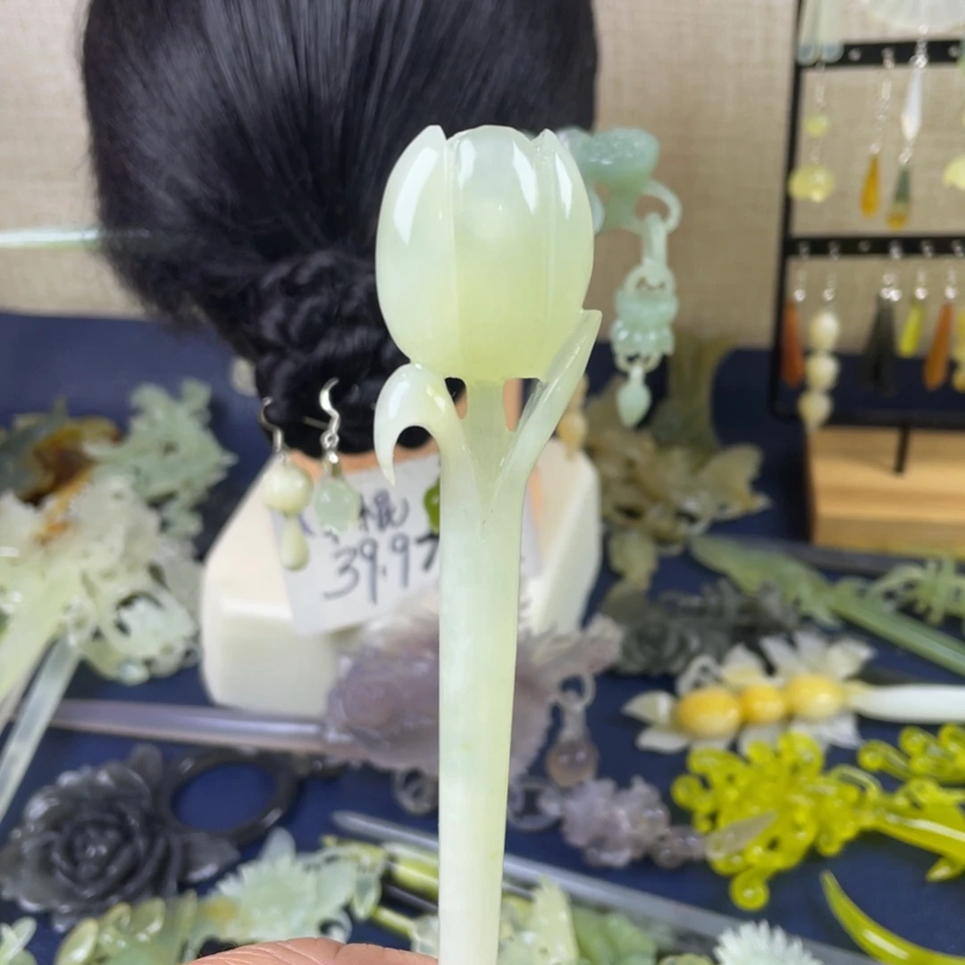 蛇纹石玉未镶嵌发饰