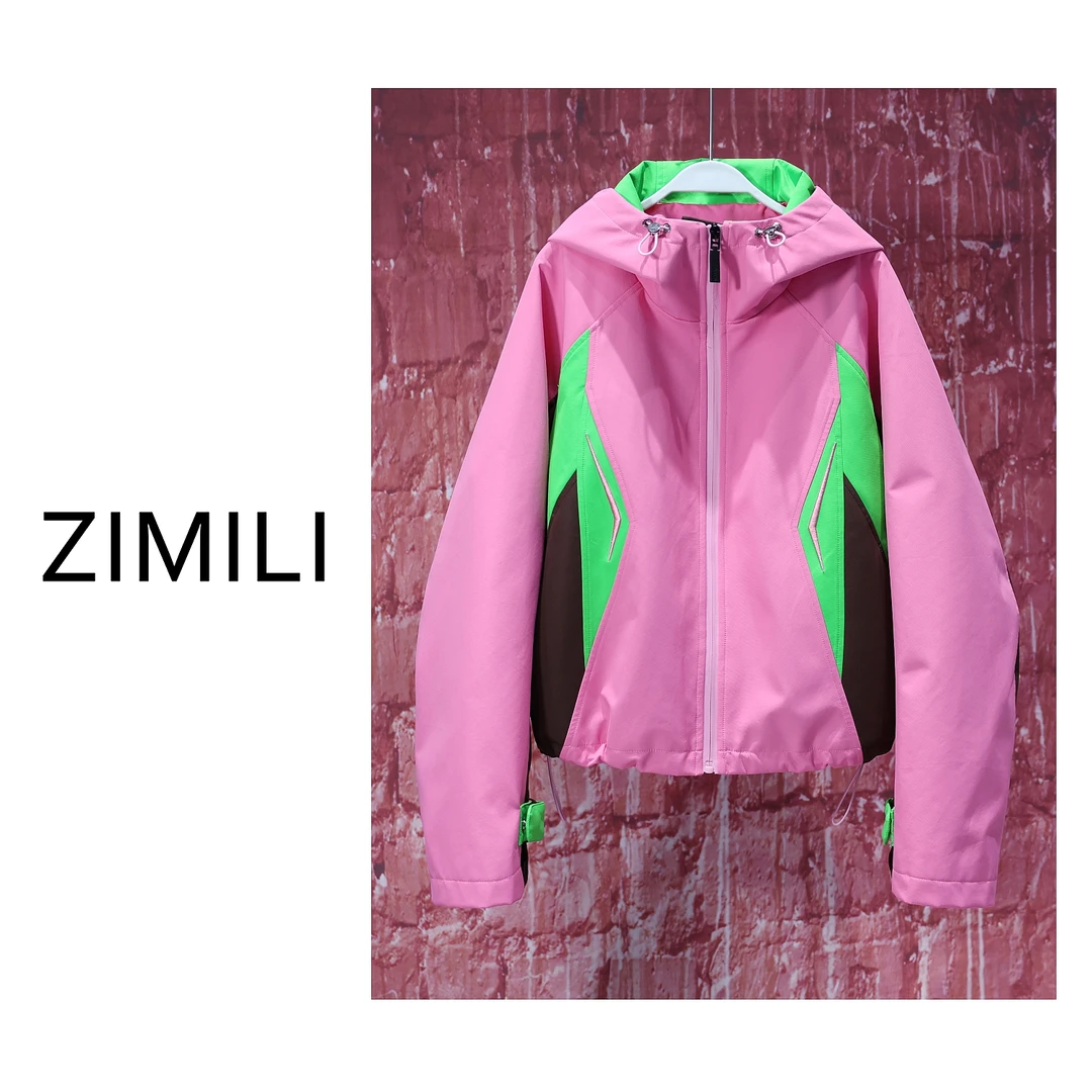 【LIANG哥女装】2025城市户外轻运动莲瓣粉三防连帽冲锋衣外套5920