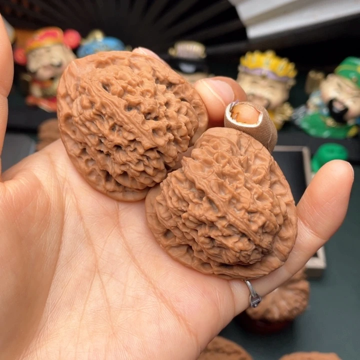 文玩核桃吊坠424143尺三角正高炮