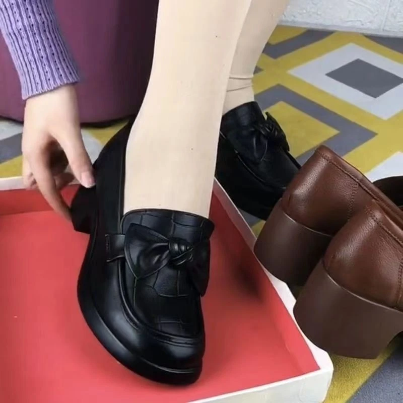 软皮中跟女单鞋2025秋季新款中粗一体跟圆头蝴蝶结休闲妈妈乐福鞋