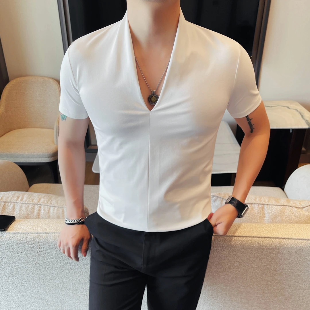 休闲百搭v领男士t恤潮流痞帅2025新款夏季修身韩版帅气男款上衣