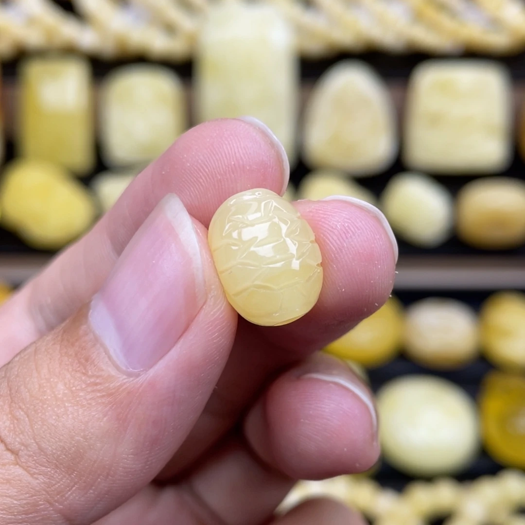 裸石琥珀未镶嵌琥珀蜜蜡