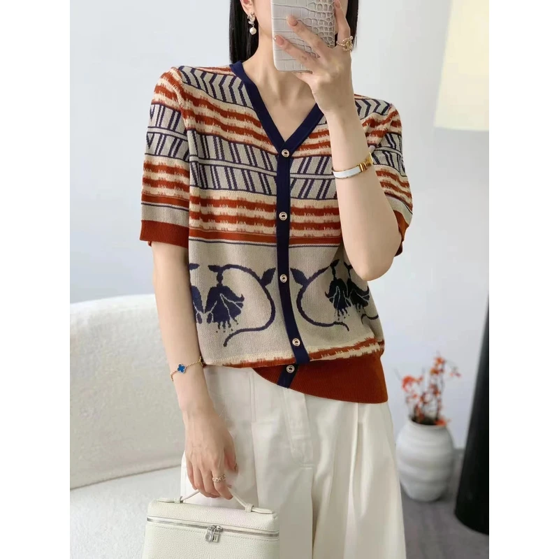 J韩系【莱赛尔天丝】复古撞色V领排扣高级减龄针织衫