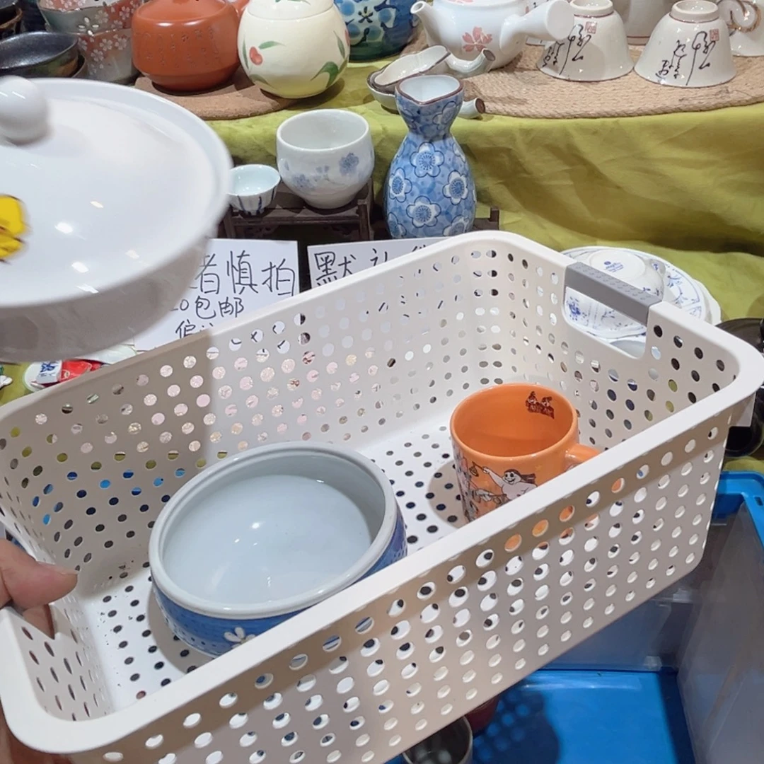 伊***亿其他其他散瓷，默认微瑕，完美者慎拍