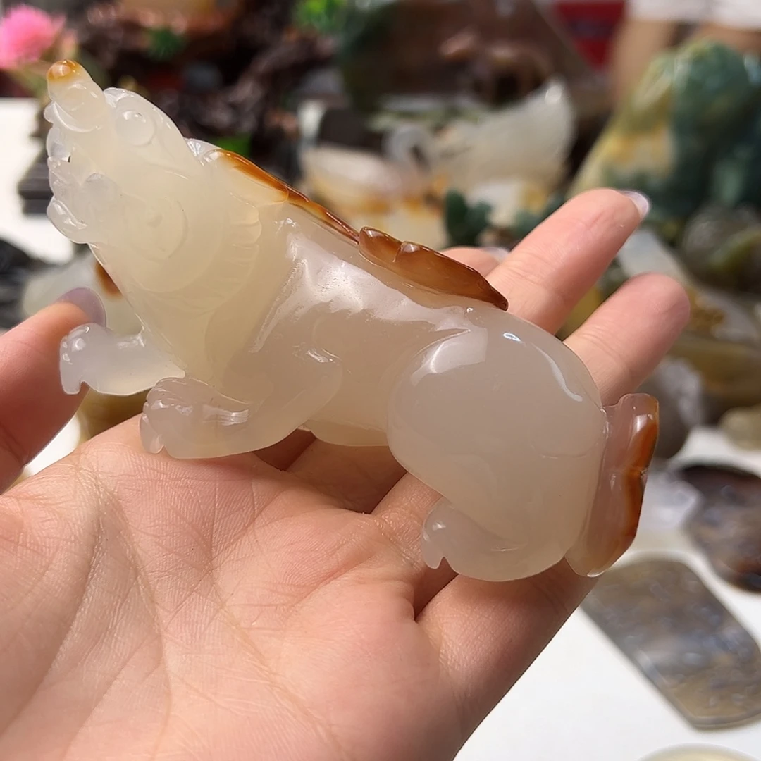 逗***哥玛瑙/玉髓颈饰未镶嵌