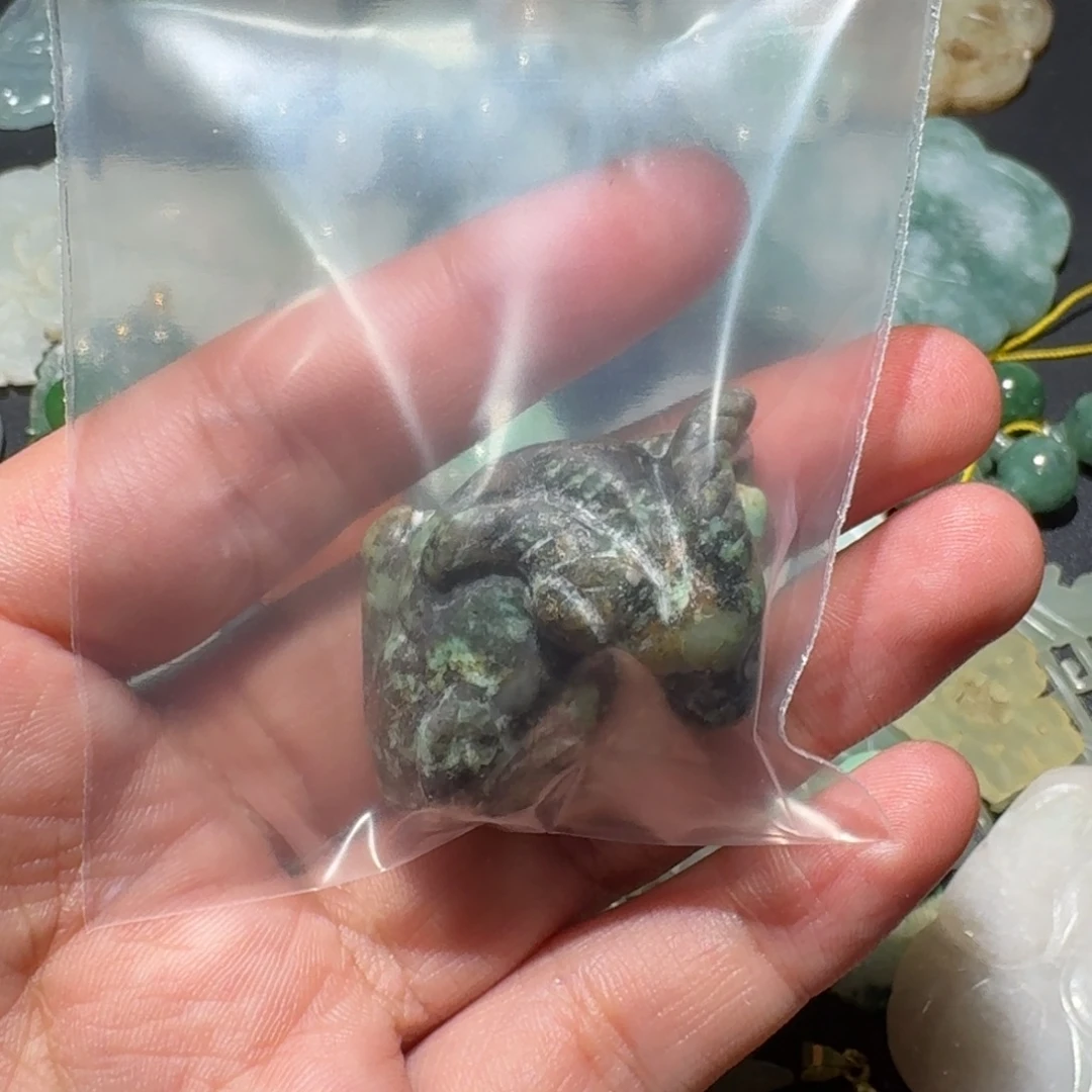 鄭***下查罗石未镶嵌1111
