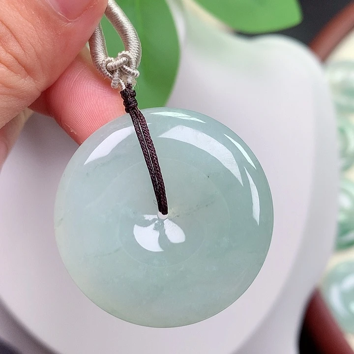 颈饰未镶嵌翡翠平安扣 35.7x6.0mm