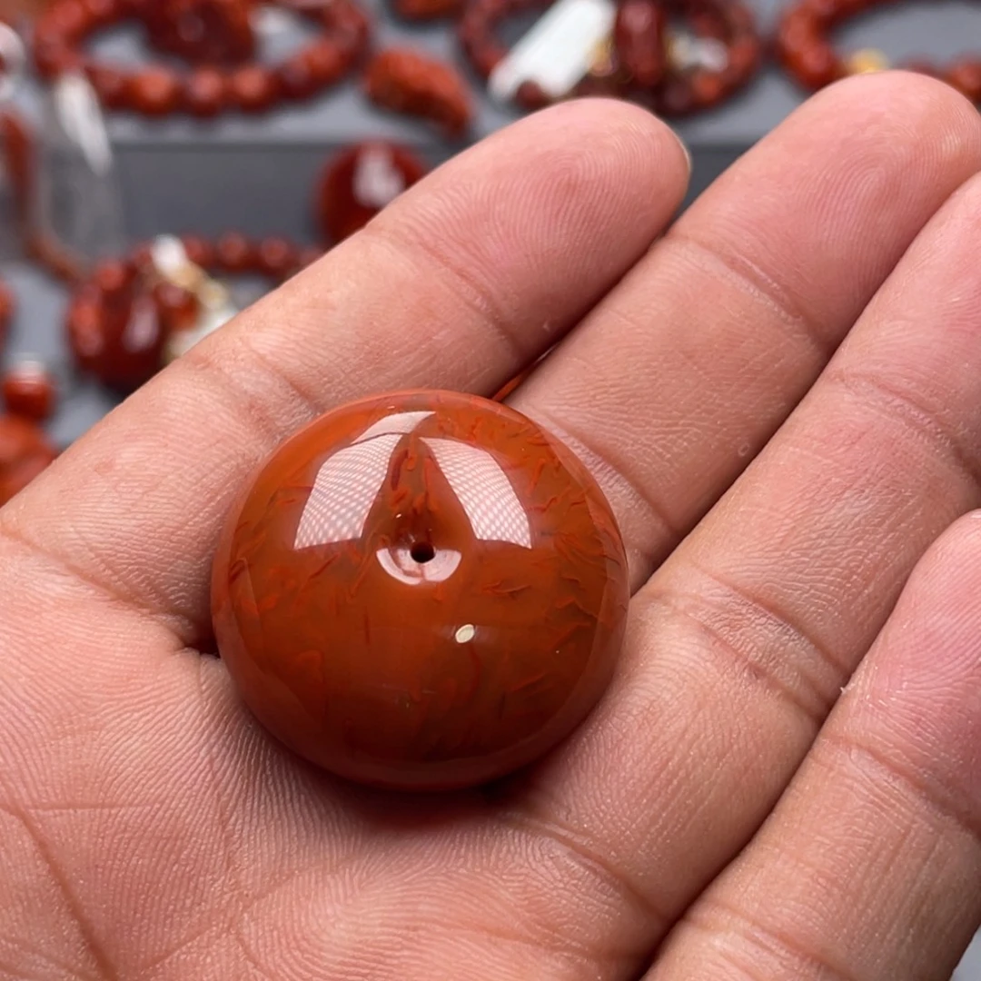 南红玛瑙未镶嵌珠宝奇石吊坠