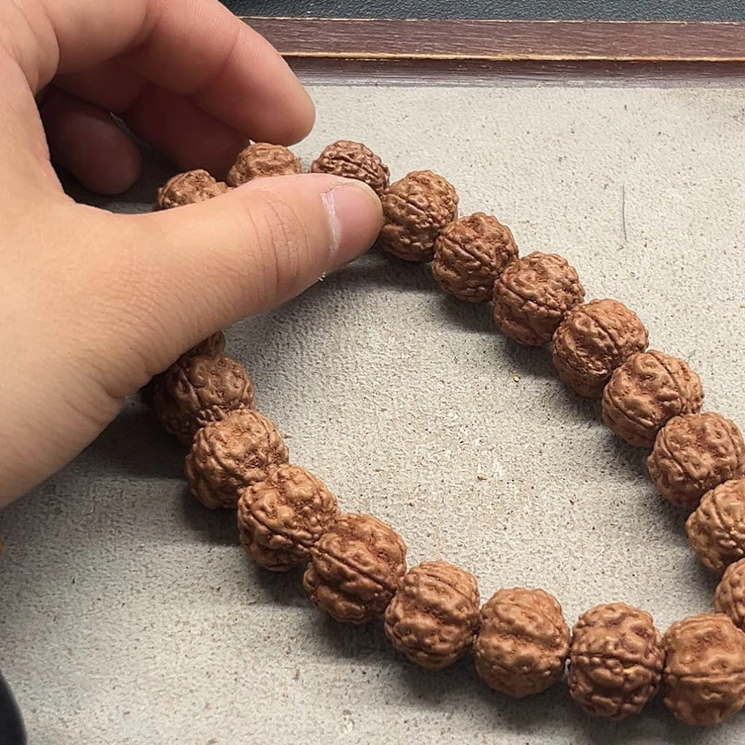 金刚菩提吊坠河****心帝王花