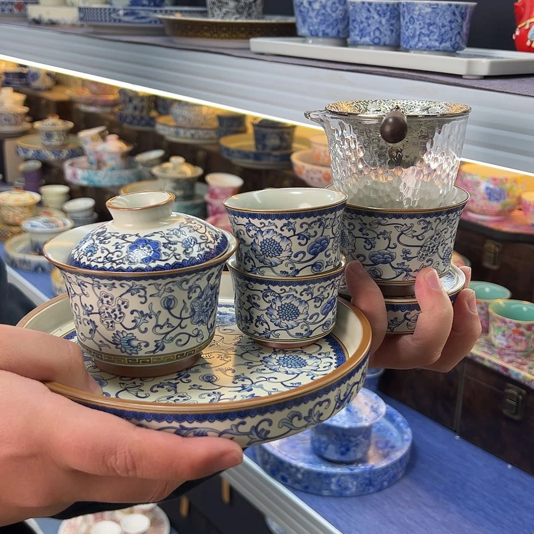 我们的目标是成为一个优秀的人