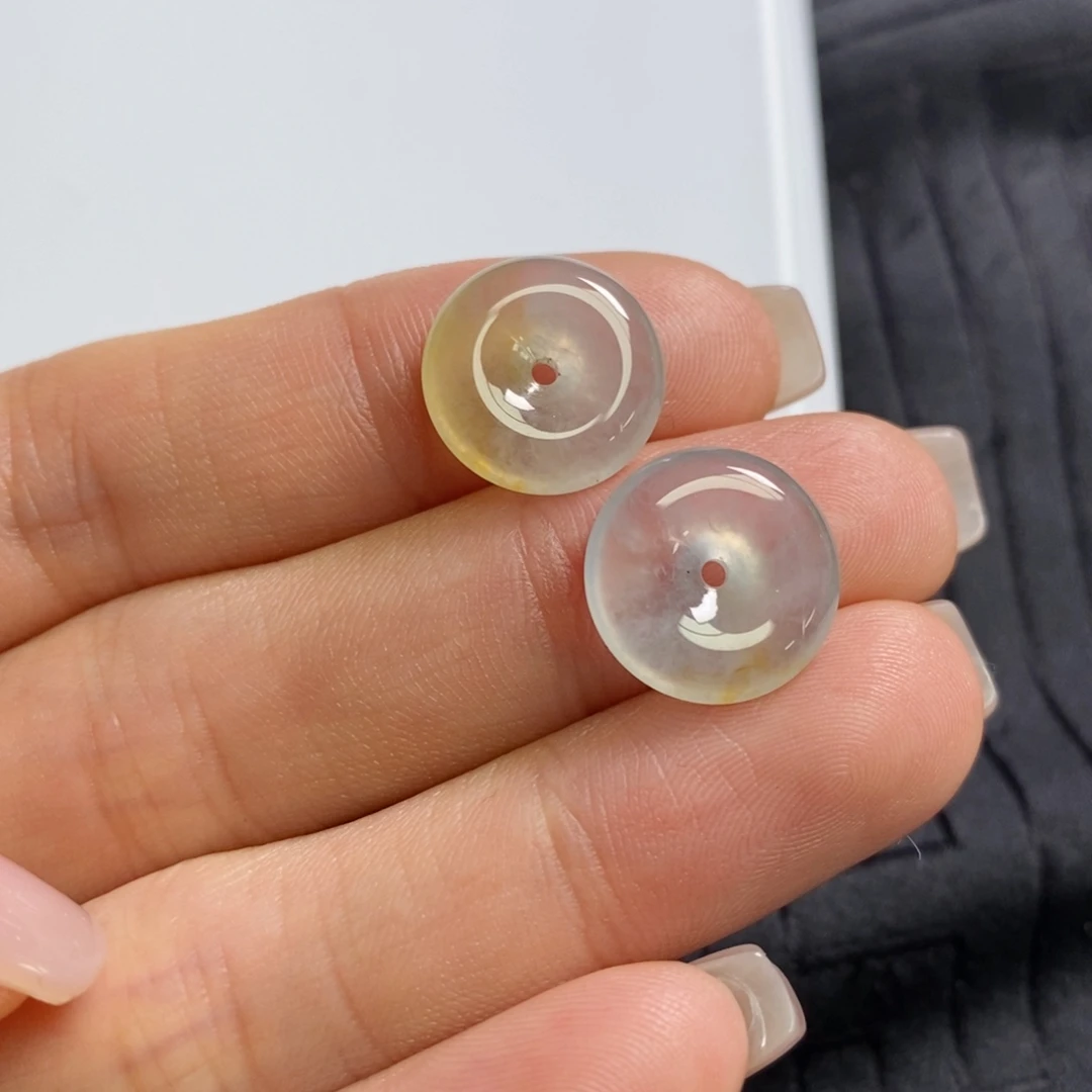 翡翠未镶嵌耳饰高冰玻璃底飘黄翡小扣子