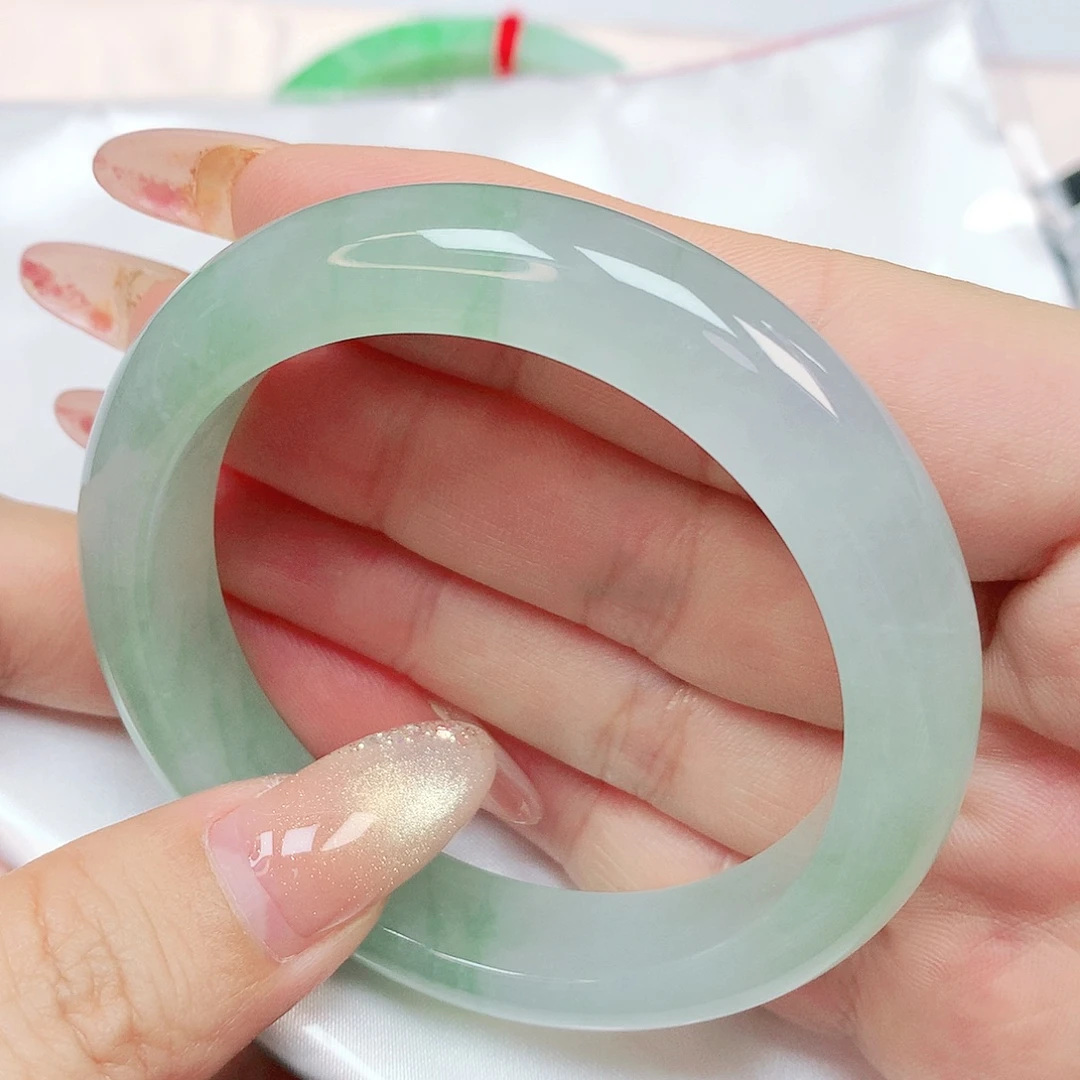 翡翠未镶嵌手镯抖音251