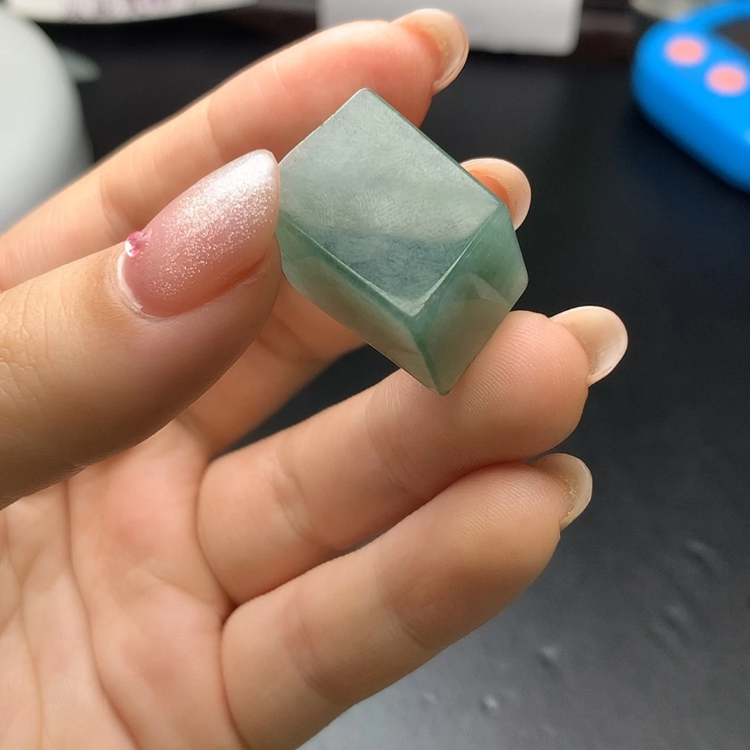 翡翠未镶嵌颈饰翡翠吊坠未镶嵌