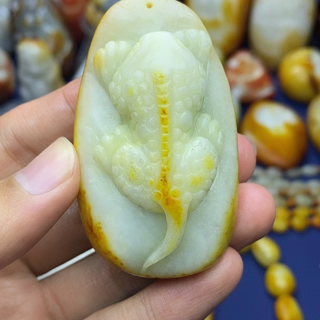 和田玉未镶嵌珠宝奇石