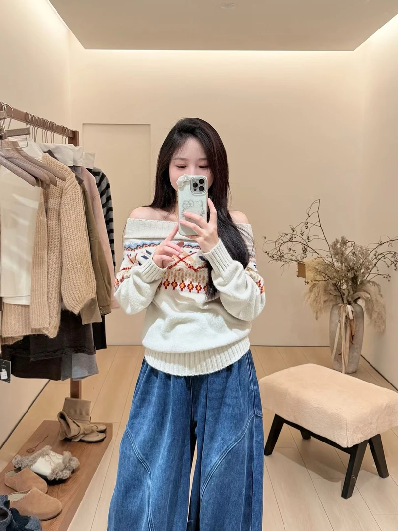 2025秋冬新款复古费尔导一字肩毛衣针织露肩设计感上衣女牛仔裤