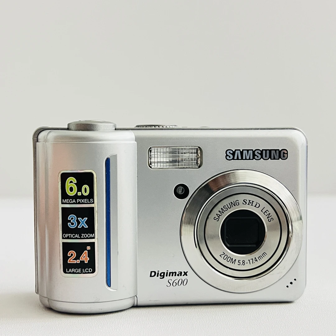 95新 Samsung/三星 s600 600w像素3倍光学变焦 五号电池自备