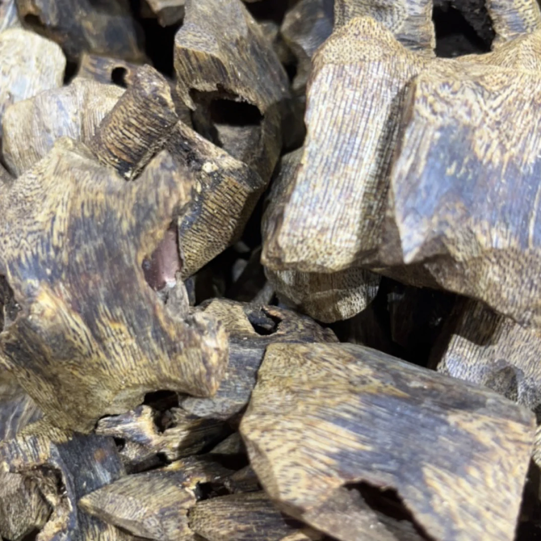 沉香沉香透顶绿 30g  薰香块料 花果香醇厚