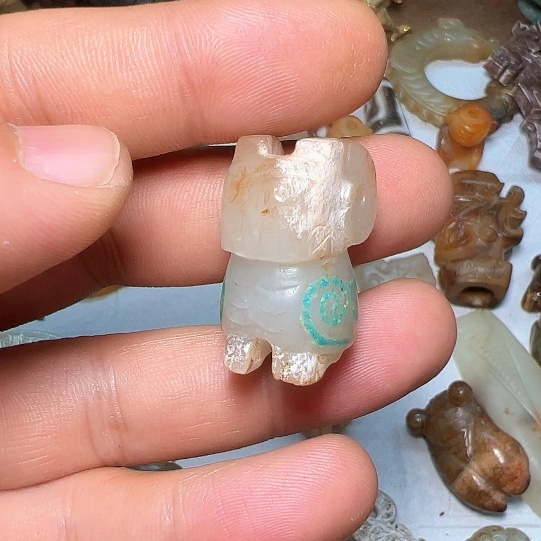 和田玉（糖玉）挂件未镶嵌他**石