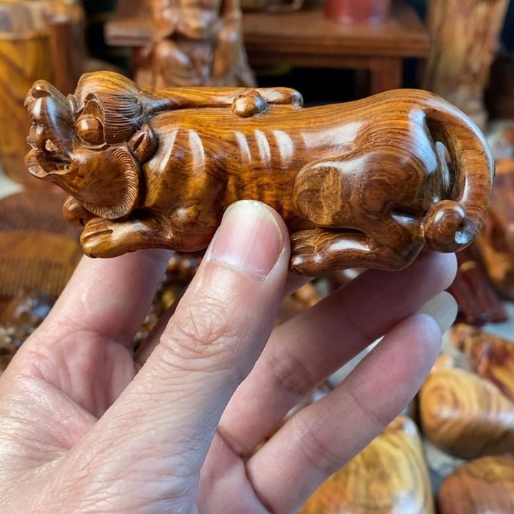 木海南黄花梨老料精雕貔貅56克